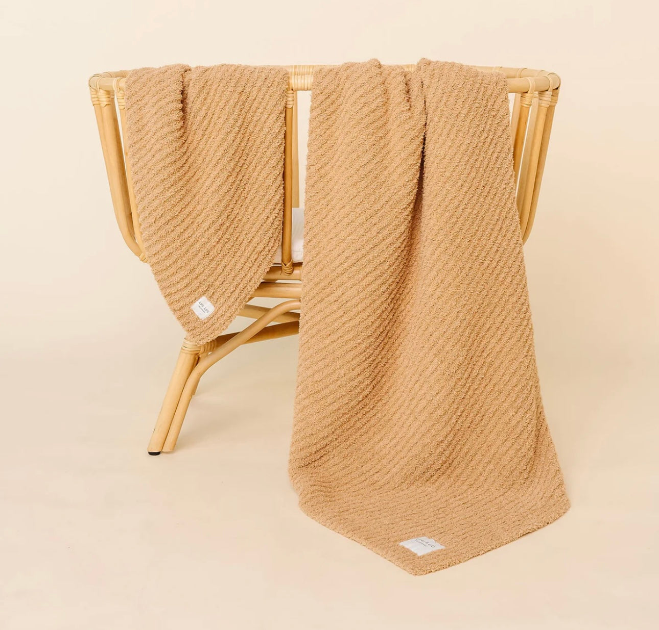 CHENILLE BLANKET - TAN